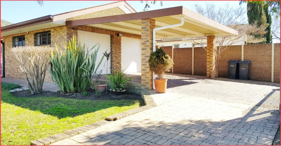 3 Bedroom Property for Sale in Groenvlei Western Cape